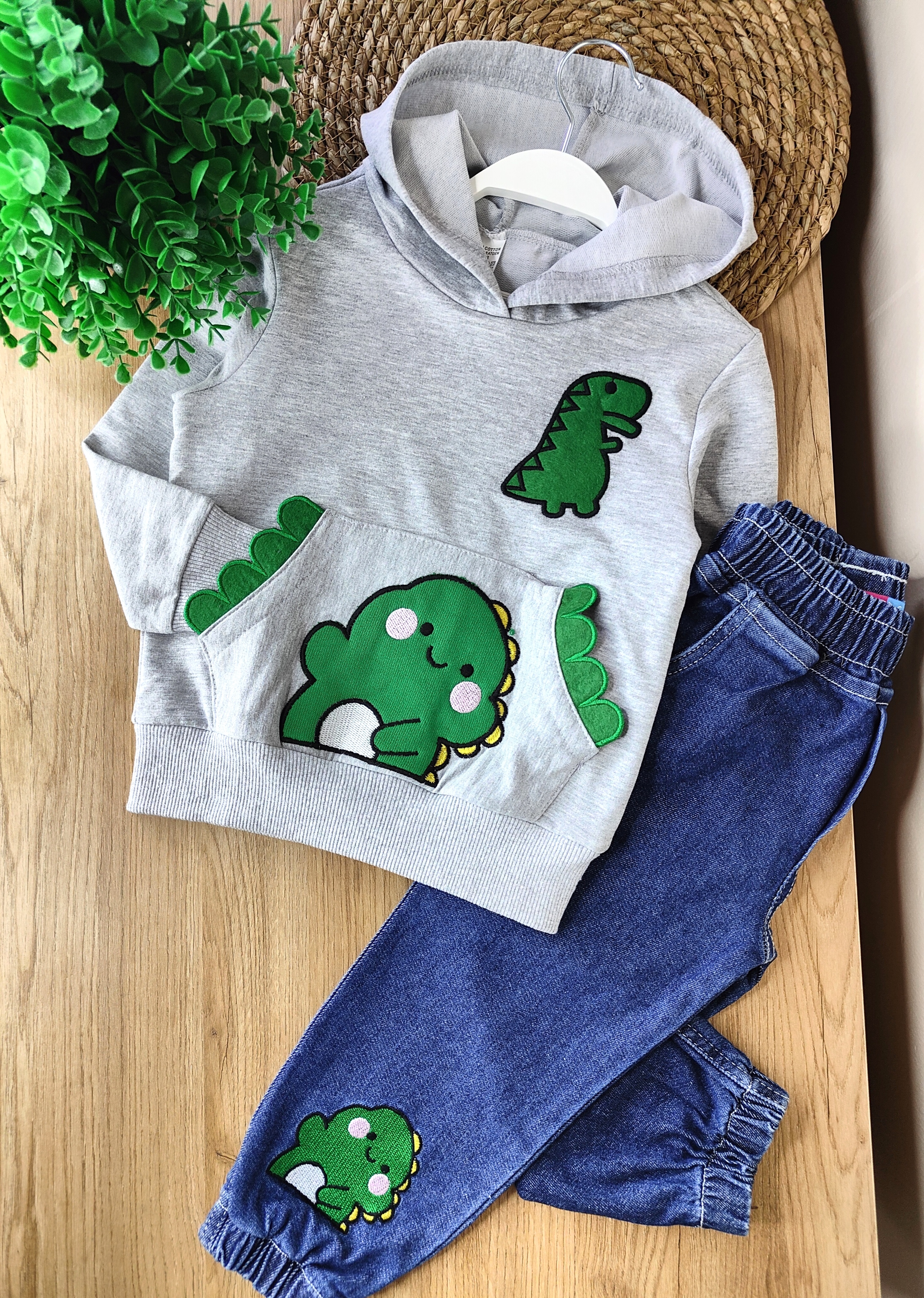 Erkek Cocuk Dino Takım Sweat ve Kot Pantolon Ikili Takim